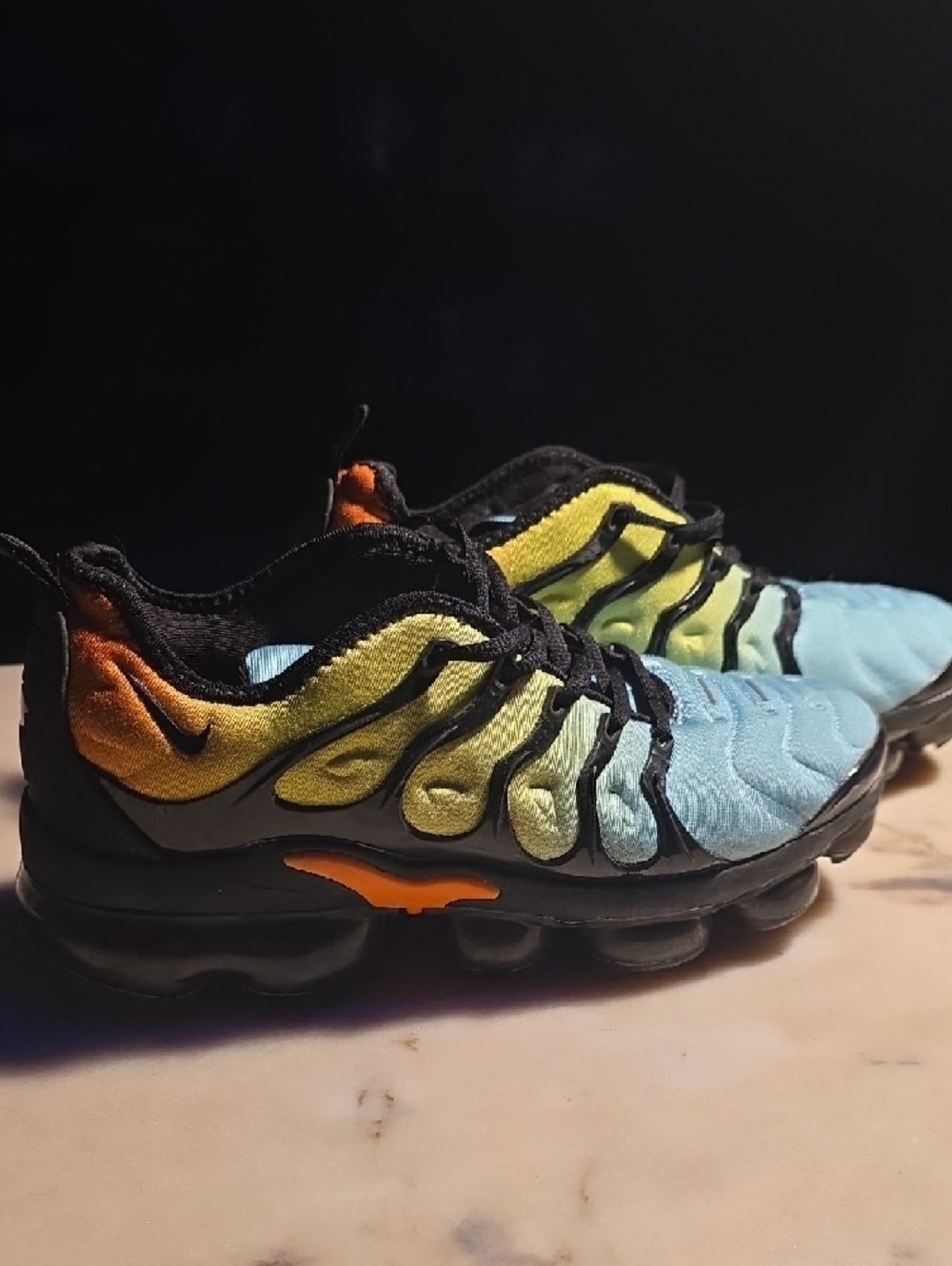 Nike VAPORMAX PLUS